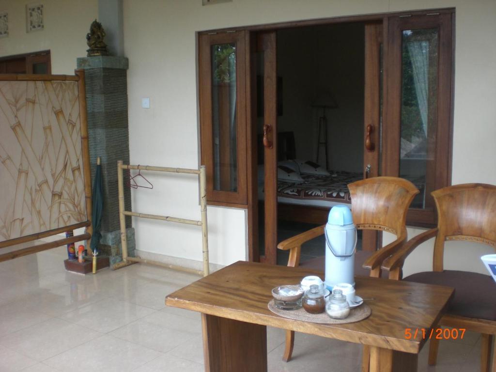 Adi House Homestay Ubud Eksteriør bilde